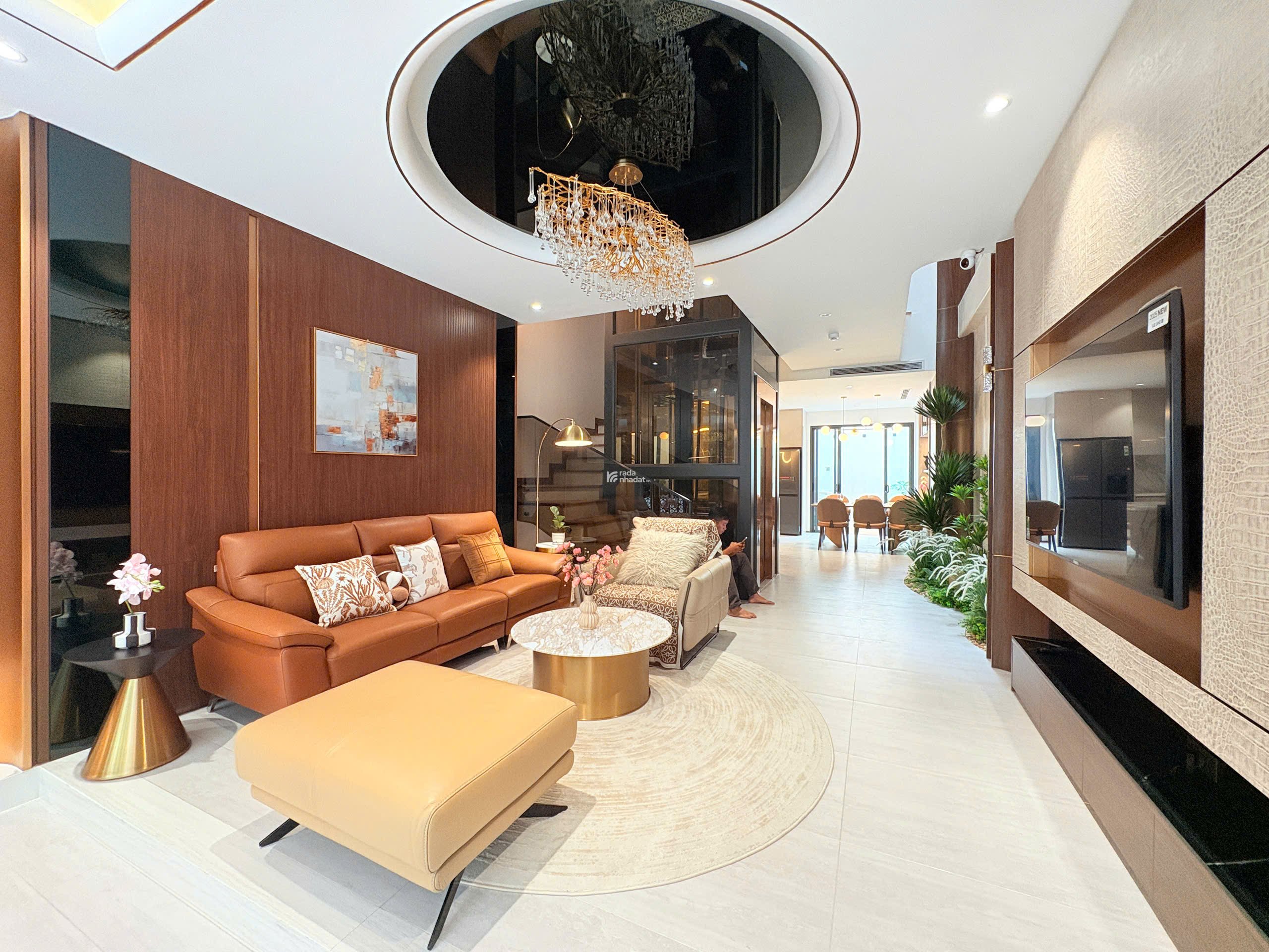 SIÊU PHẨM NHÀ PHỐ HIỆN ĐẠI CÓ THANG MÁY ĐƯỜNG 15M QUẬN 7