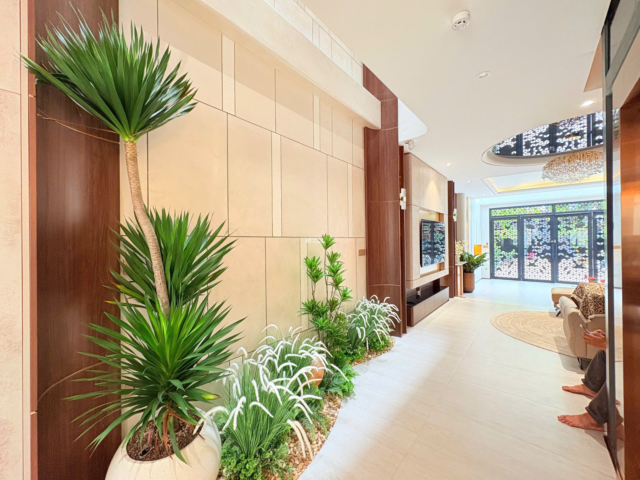 SIÊU PHẨM NHÀ PHỐ HIỆN ĐẠI CÓ THANG MÁY ĐƯỜNG 15M QUẬN 7