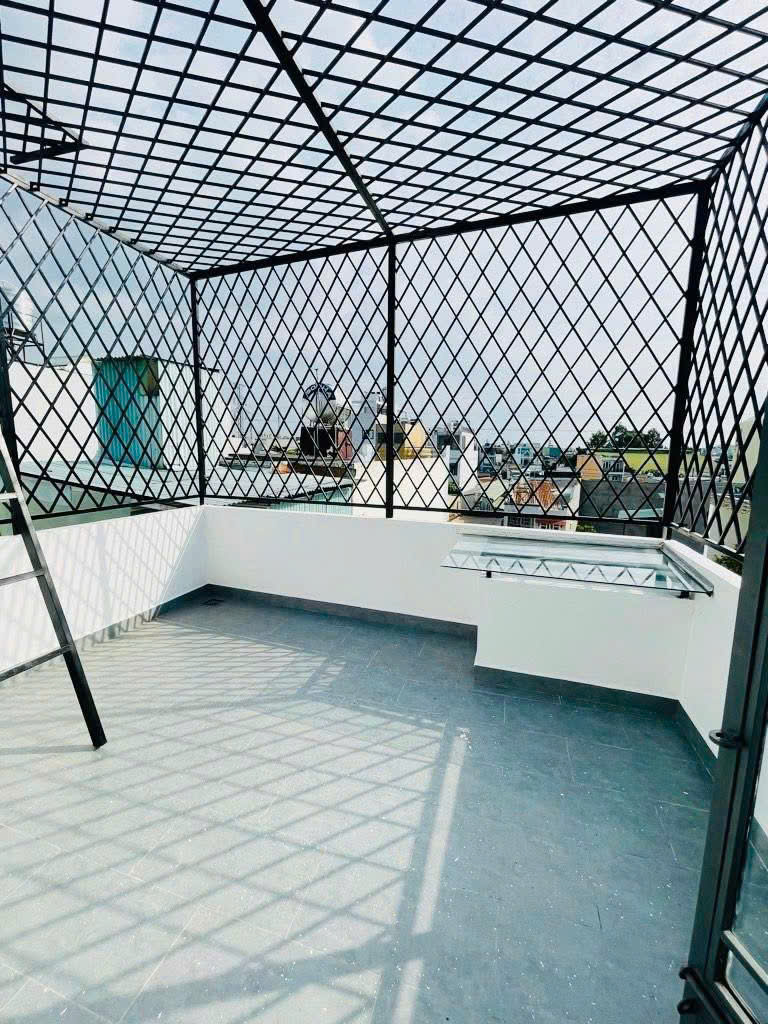 Chủ kẹt tiền bán gấp căn nhà 50m2 giá 3 Tỷ 550 Triệu đường Bùi Đình Tuý Phường 24 Quận Bình Thạnh