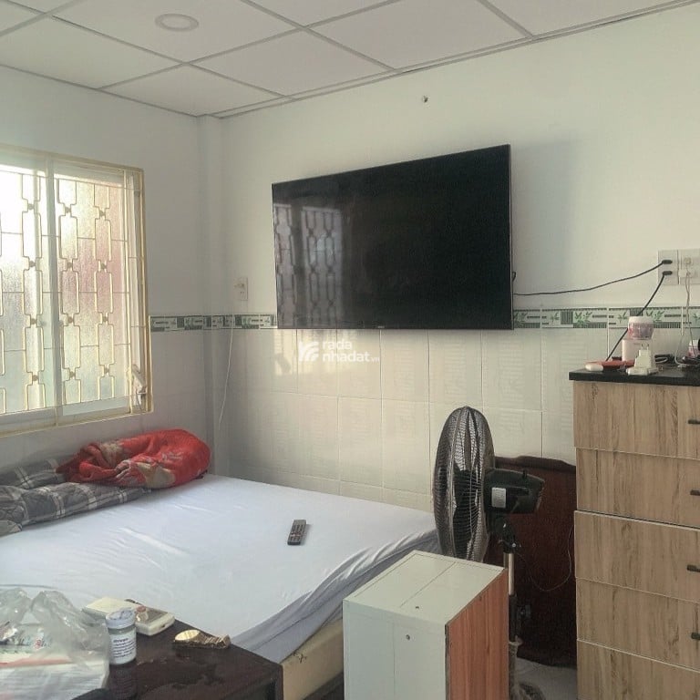 Tài chính 4Tỷ nhà gần Đầm Sen Q11 2 tầng 3PN, 10x4m, sổ riêng, phòng ngủ tầng trệt,
