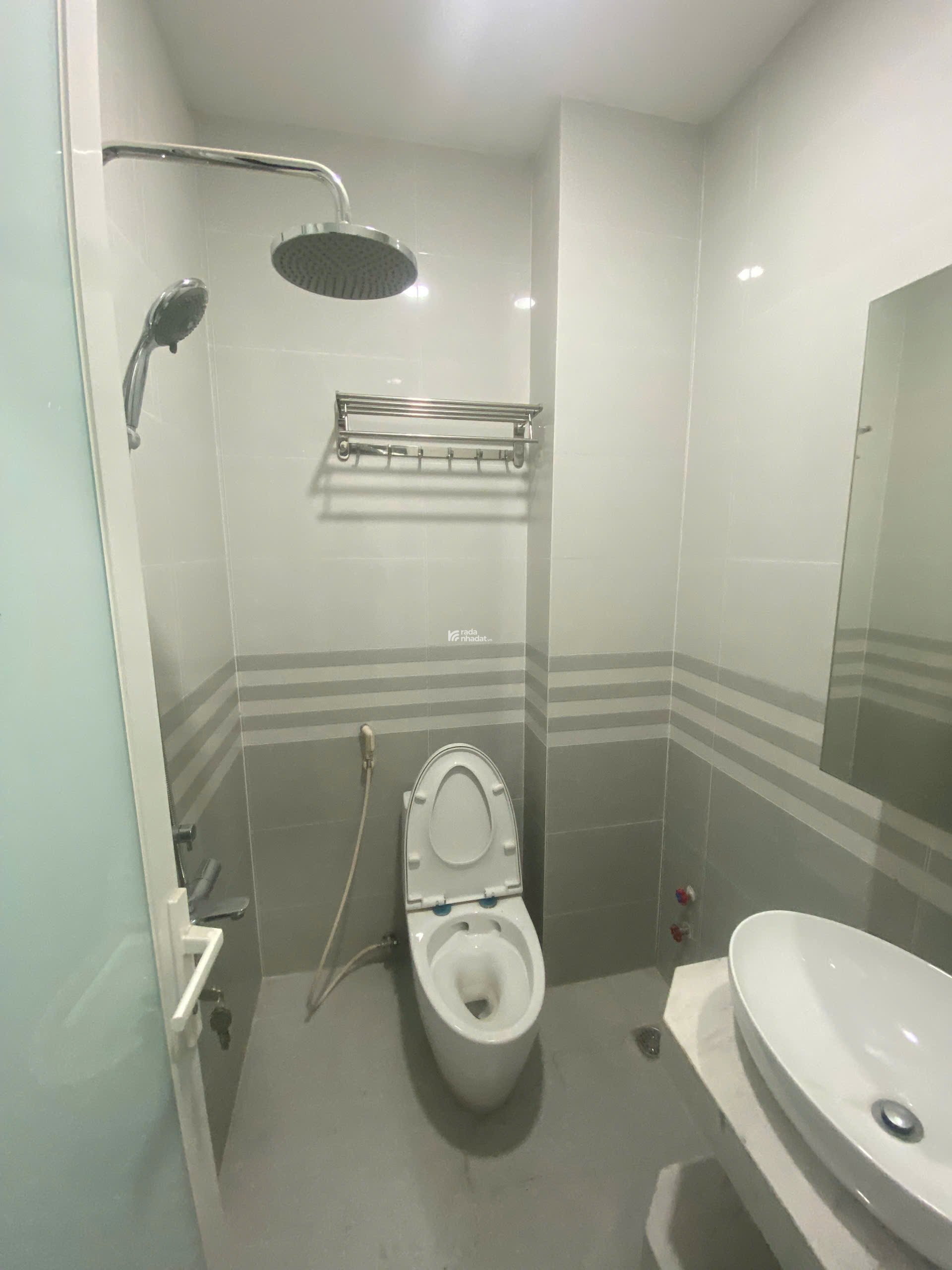 Cần bán căn góc 2 MT Bà Hạt Phường 8 Quận 10, diện tích 3x12m, trệt 2 lầu sân thượng, giá 12 tỷ