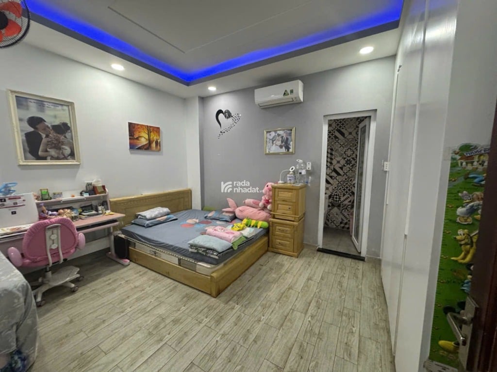 BÁN NHÀ 3 TẦNG MTKD KHU TÊN LỬA 168M2 NGANG KHỦNG 8M THU NHẬP 30TR/TH