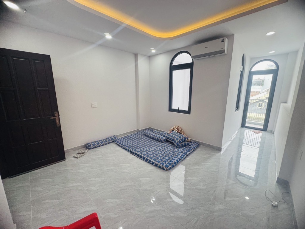 NHÀ 6 TẦNG TÂN PHÚ - CÓ THANG MÁY LÊN TỚI SÂN THƯỢNG- NGUYỄN SƠN NGAY LUỸ BÁN BÍCH - ĐƯỜNG 10M,  
