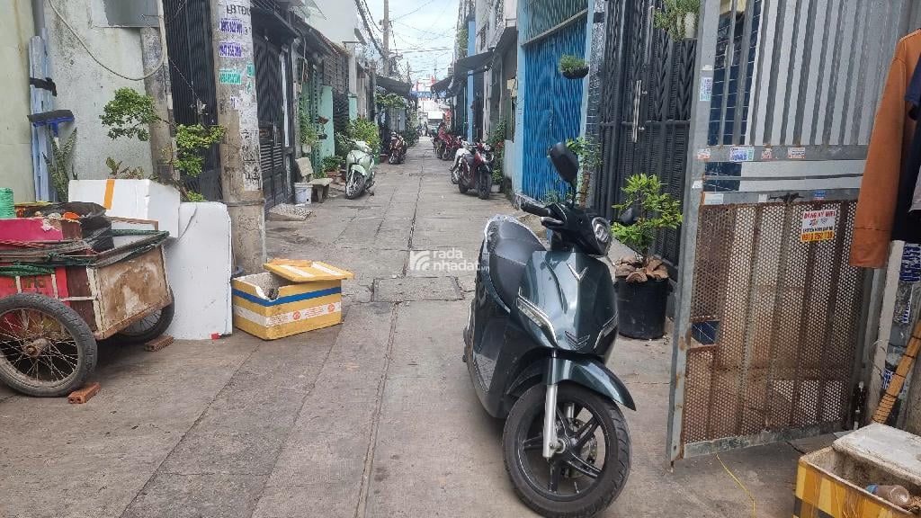 BÁN NHÀ HẺM XE HƠI BÌNH TÂN 82M2 5X16M 6.2 TỶ KẾ TÊN LỬA AEON MALL