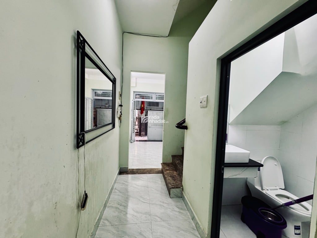 KHU SÂN BAY, NGUYỄN TRỌNG TUYỂN, TÂN BÌNH, 35M2 CÓ KC Ở NGAY. GIẢM 550TR CHỈ CÒN 5T TL 