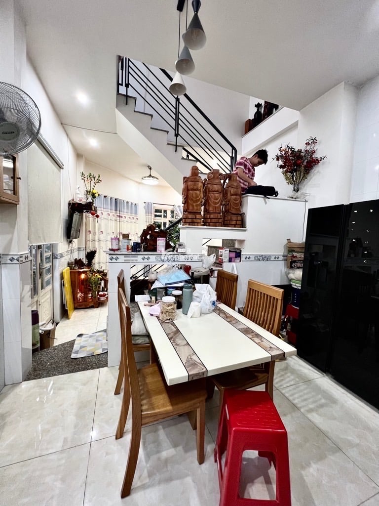 Bán nhà  gần phan văn hớn  quận 12 