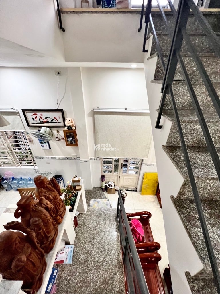 Bán nhà  gần phan văn hớn  quận 12 