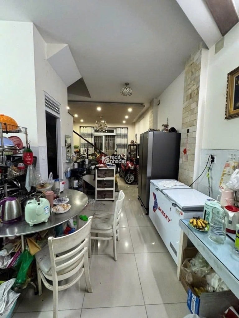 TRUNG TÂM TÂN PHÚ- HẺM 6M XE HƠI NGỦ TRONG NHÀ- NGANG 4.4M CÁCH 50M RA MẶT TIỀN NHỈNH 7TỶ