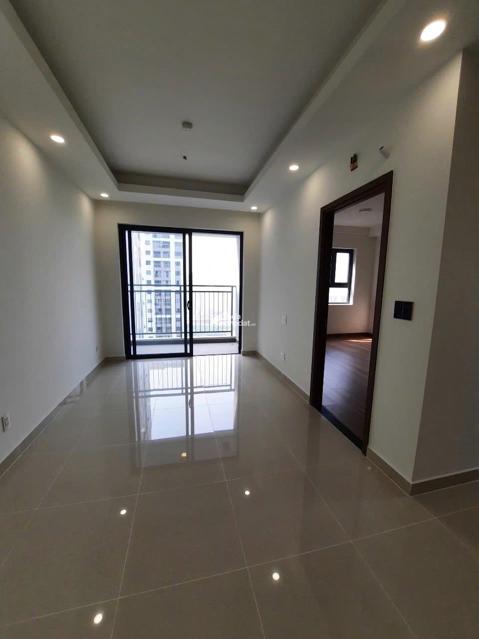 2PN2WC - 69m2 - Giá 3.85 tỷ -Căn góc view cao tốc Q7 Riverside Complex