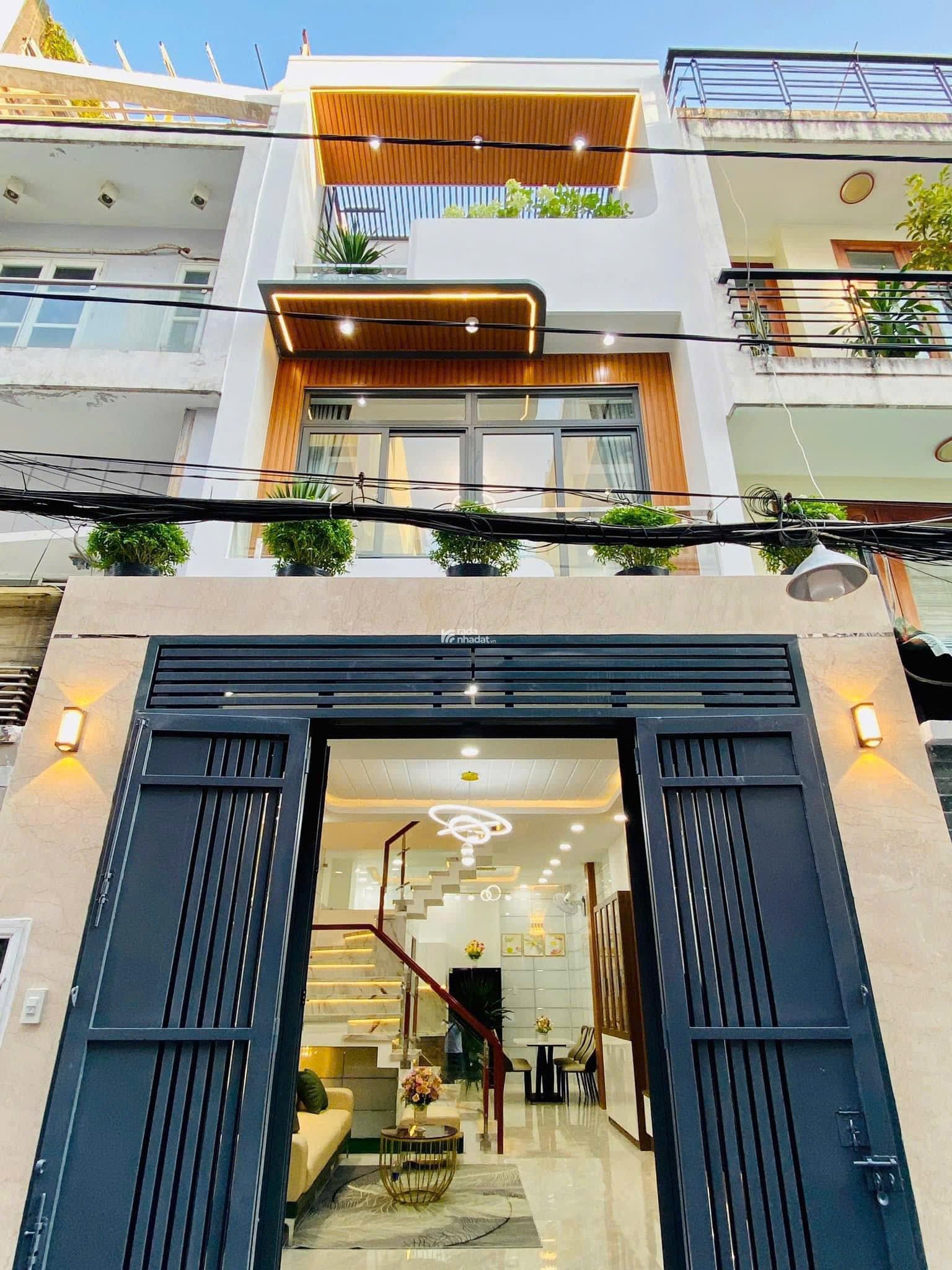 Bán nhà 42m2 Lê Quang Định,Bình Thạnh xây dựng 4 tầng giá 3tỷ250.Gần chợ Bà Chiểu.Hẻm 6m. Sổ riêng.