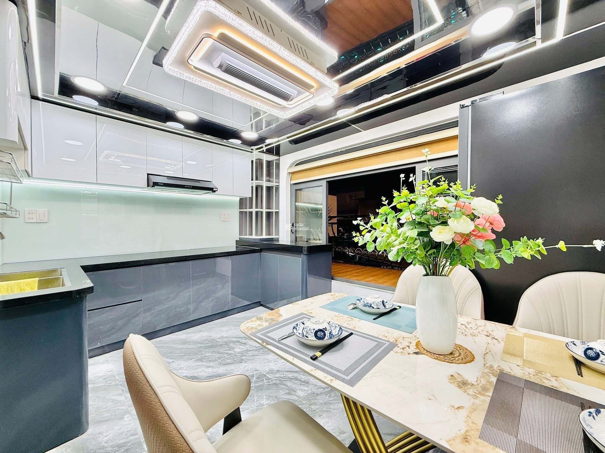 Siêu phẩm đồng bộ mới hoàn thiện – Gara ô tô, full nội thất cao cấp – Chỉ 7.8 tỷ TL