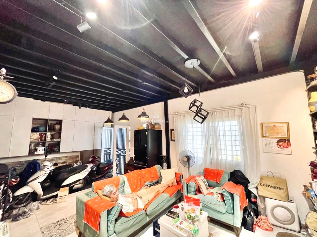 GẦN MẶT TIỀN HUỲNH VĂN BÁNH, PHÚ NHUẬN, 7.3M NGANG HIẾM CÓ. GIẢM 500TR CHỈ 6.69T TL