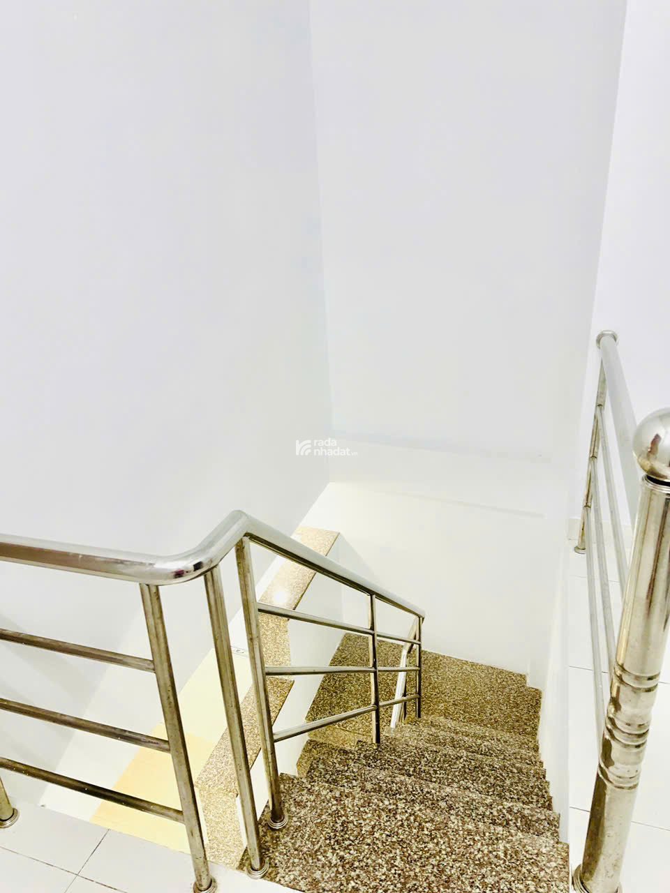 Chính chủ bán nhà mới đẹp thoáng mát cả ngày