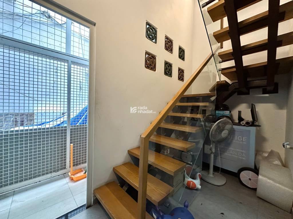 BÁN NHÀ MỚI HẺM 302 HAI BÀ TRƯNG TÂN ĐỊNH QUẬN 1 - 4x17m - GIÁ CHỈ 22 TỶ 