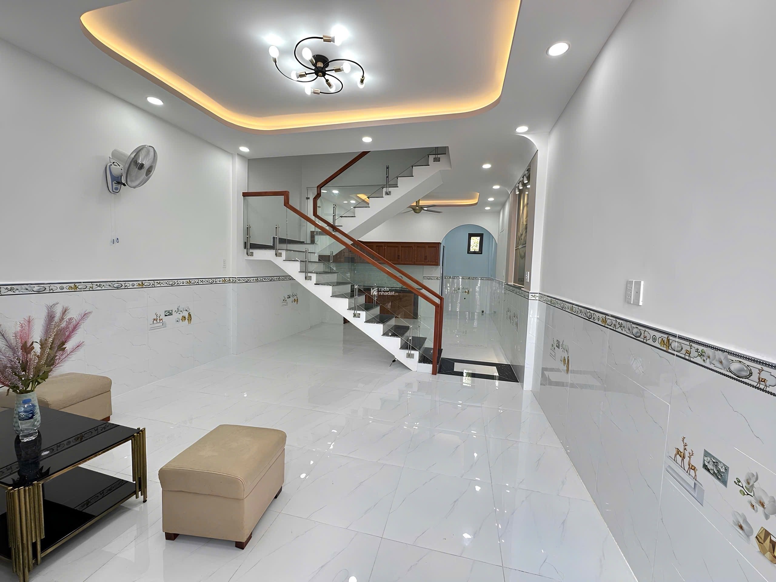 Kẹt Bank Bán Nhanh Đường 5m Thông - DT: 4,5x12 (54m2) - Nhà Đúc 2 Tầng, Ngay Lê Trọng Tấn 