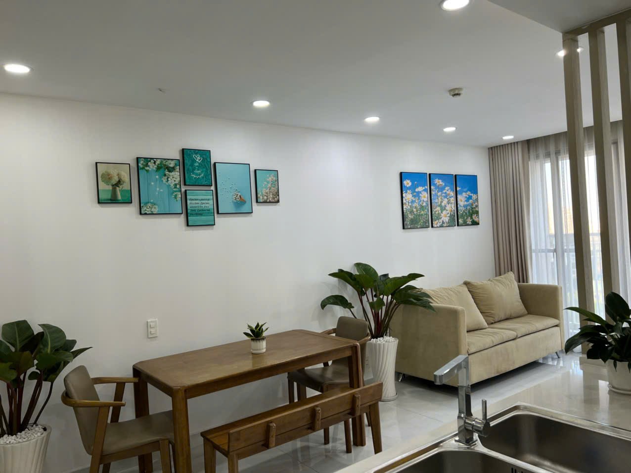 Cho thuê căn hộ Scenic valley, Phú Mỹ Hưng, Q7, 2PN nhà đẹp, giá chỉ 20 triệu 