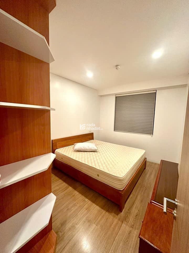 Chính chủ bán CH Eurowindow Trần Duy Hưng 96m2 3PN tầng trung,view thoáng,giá tốt. LH 0987 362 ***
