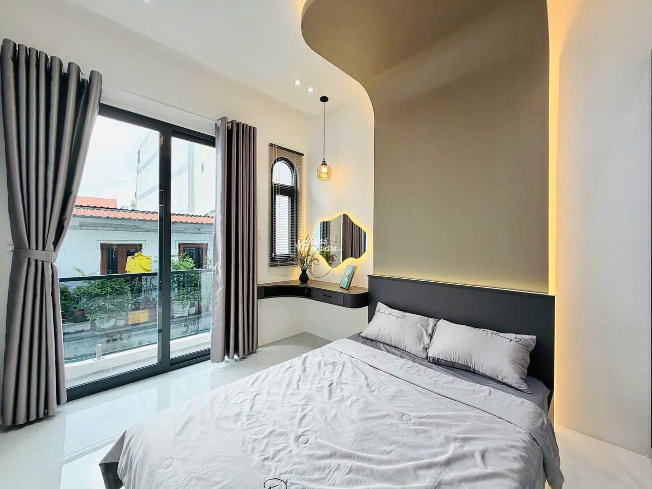 Bán Nhà hem 214 Phan Huy Ích Gò Vấp chỉ 4,5 tỷ có hẻm xe hơi xây mới vô ở ngay