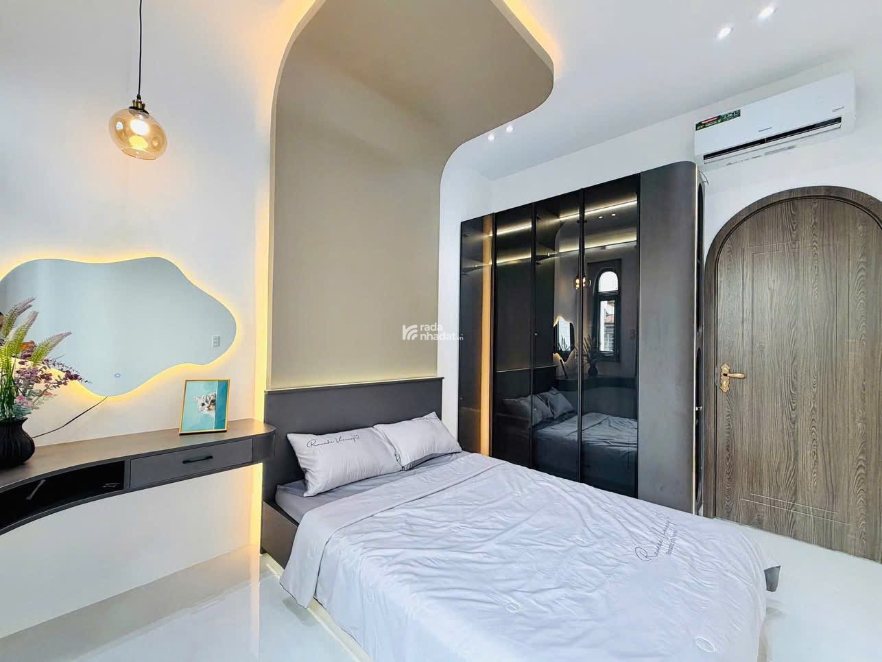 Bán Nhà hem 214 Phan Huy Ích Gò Vấp chỉ 4,5 tỷ có hẻm xe hơi xây mới vô ở ngay