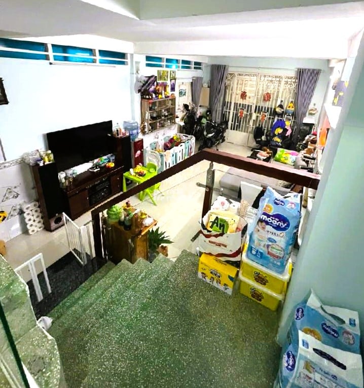 Bán nhà 60m2 lô góc hẻm ba gác, 1 xẹt, ngang đẹp 4,6m, đường Dương Bá Trạc Quận 8

