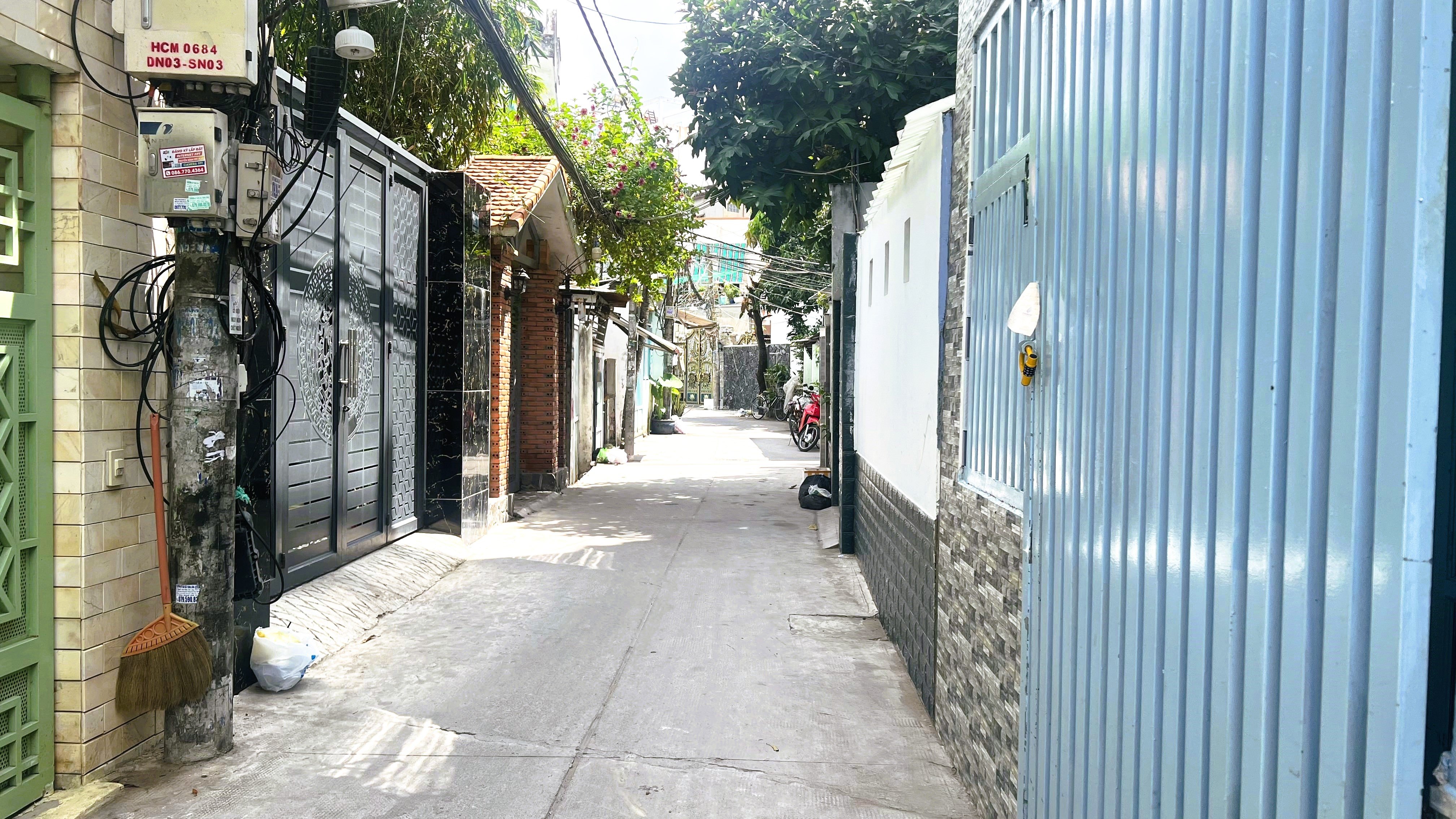 Bán nhà 60m2 lô góc hẻm ba gác, 1 xẹt, ngang đẹp 4,6m, đường Dương Bá Trạc Quận 8
