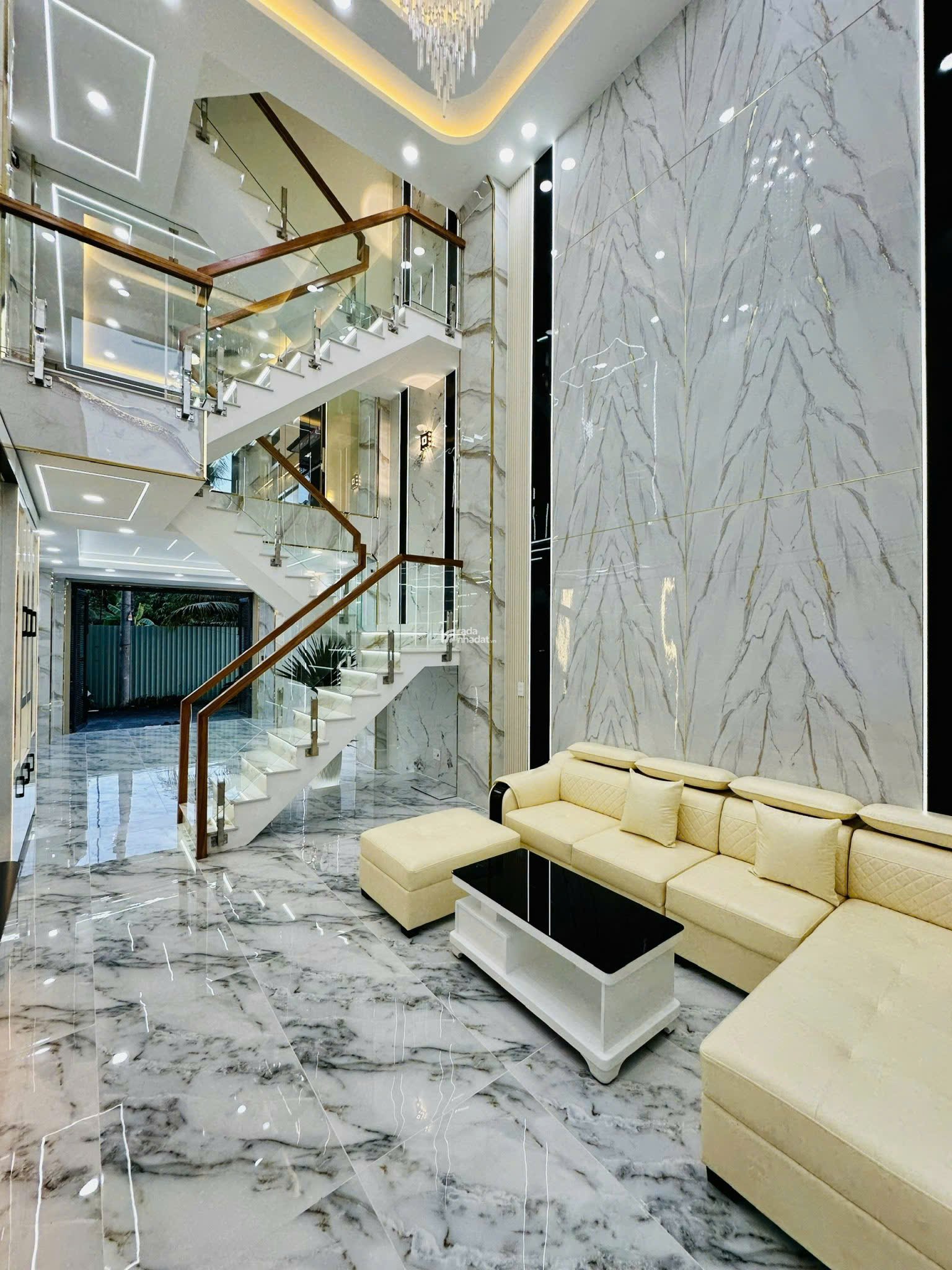 BÁN NHÀ ĐẸP FULL NỘI THẤT - THẠNH XUÂN 47, Q12