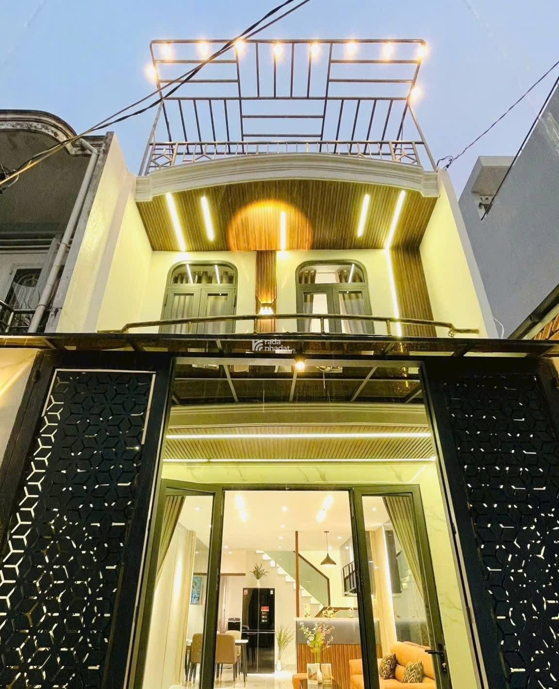 Nhà đẹp Tân Bình, hẻm 4m Lê Văn Sỹ, 52 m2, 3PN, gần chợ Phạm Văn Hai, giá 4.2 tỷ. SHR