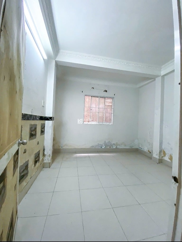 NHÀ 4 TẦNG BTCT - SÁT ĐƯỜNG LẠC LONG QUÂN - TÂN BÌNH - DT 56M2 - NỞ HẬU NHẸ - HẺM XE HƠI 