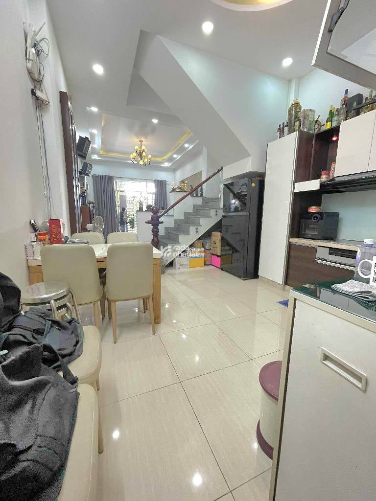 QUẬN 6 - CƯ XÁ PHÚ LÂM A - 53M - 3 TẦNG - NGAY CẠNH CÔNG VIÊN - NHÀ CHẮC CHẮN KIÊN CỐ