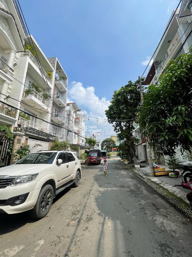 BÁN NHÀ MẶT TIỀN KHU VIP TÊN LỬA 95M2 13.X TỶ 5X19M LỀ 3M 3 TẦNG