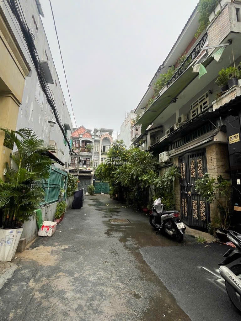 BÁN NHÀ ĐẸP - HXH - PHƯỜNG 14 - PHAN HUY ÍCH - GÒ VẤP - GẦN EMART2 - 4 TẦNG - GIÁ CHỈ 9 TỎI 700