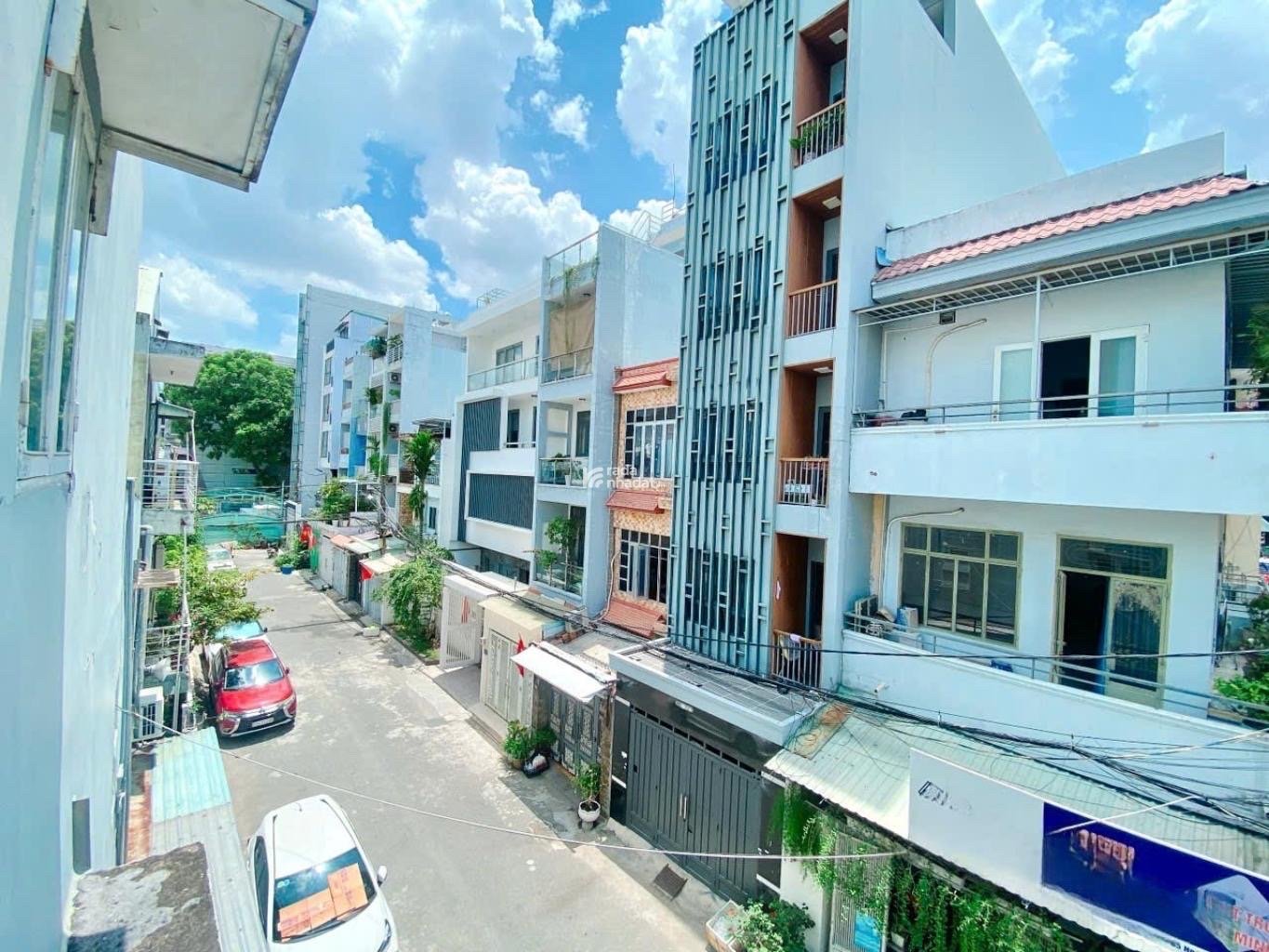 LÔ GÓC 2  MẶT TIỀN HẺM XE TẢI 10M - NGAY NHÀ GA T3 - HOÀNG HOA THÁM - TÂN BÌNH - 60M2 - 3 TẦNG -