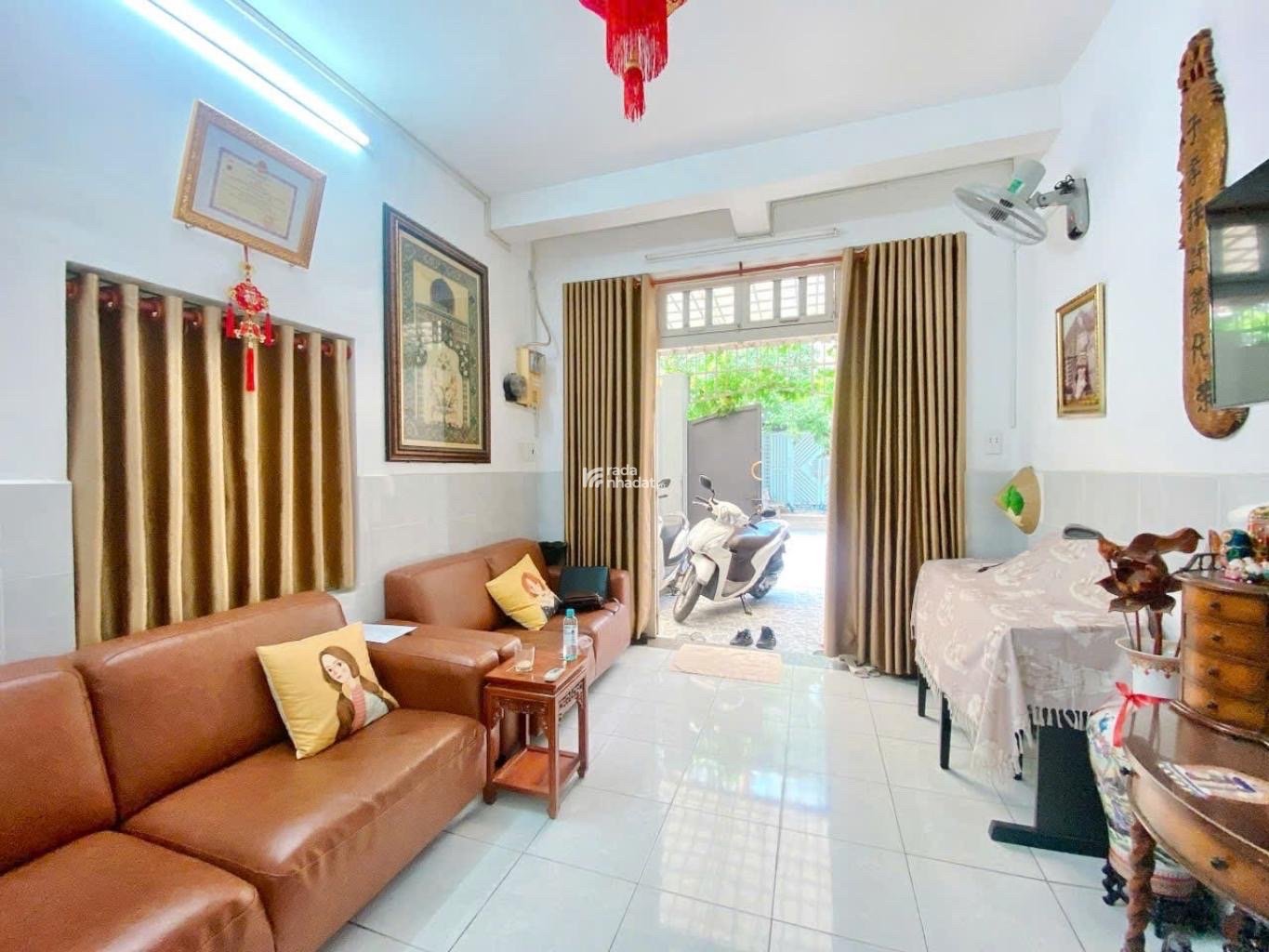 LÔ GÓC 2  MẶT TIỀN HẺM XE TẢI 10M - NGAY NHÀ GA T3 - HOÀNG HOA THÁM - TÂN BÌNH - 60M2 - 3 TẦNG -