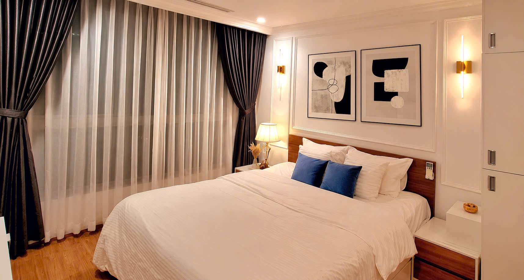 CHÍNH CHỦ BÁN CĂN HỘ 2 PHÒNG NGỦ VINHOME TÂN CẢNG SIÊU ĐẸP, SẴN VỀ Ở NGAY!