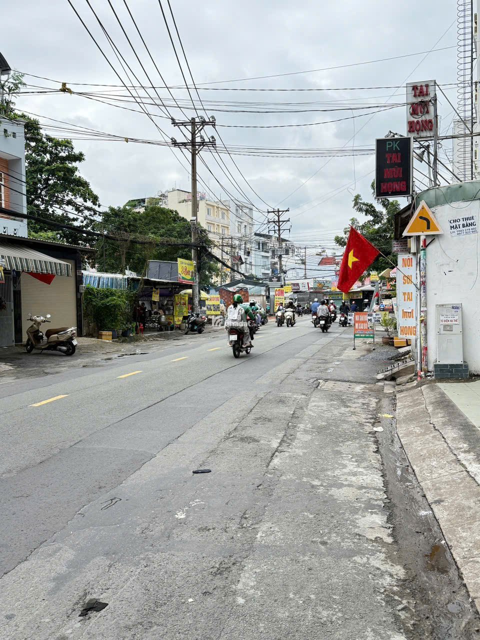 Nhà 4 tầng MTKD Sơn Kỳ, 113m2, ngang 5.5m, gần AEON. Vị trí vàng, chỉ 16.8 tỷ