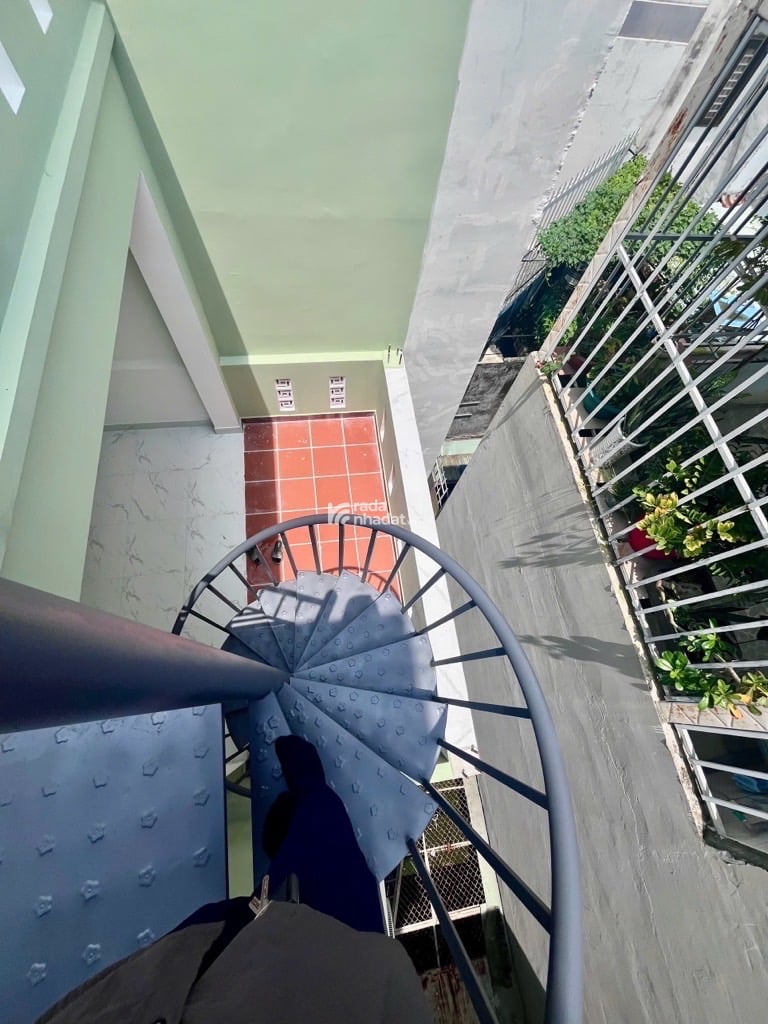 bán nhà đường đô đốc chấn  sơn kỳ