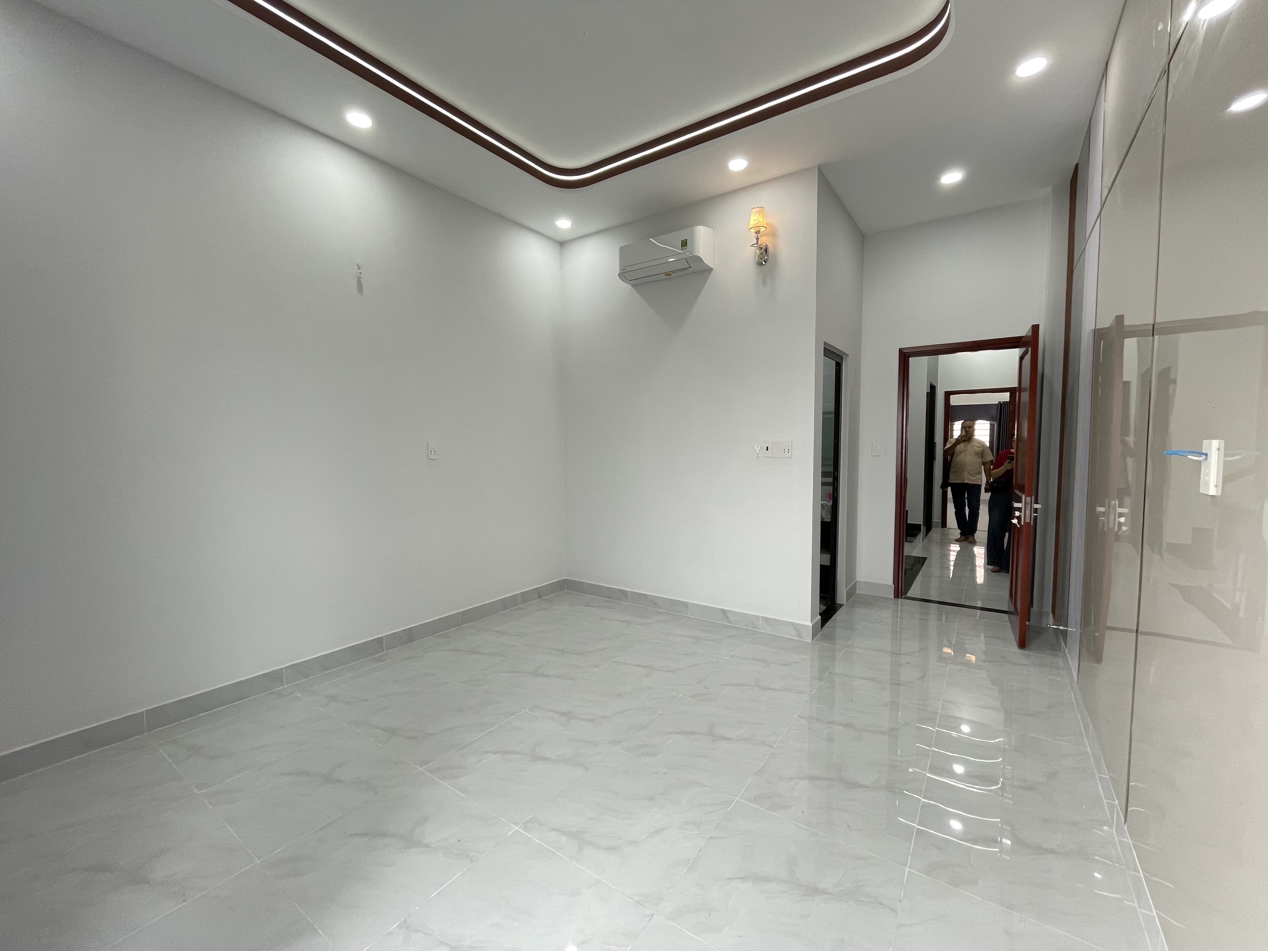 Chủ bán nhà 5 tầng  mặt tiền nhựa 4 x 25,  Đông Thạnh 4, Hóc Môn , 