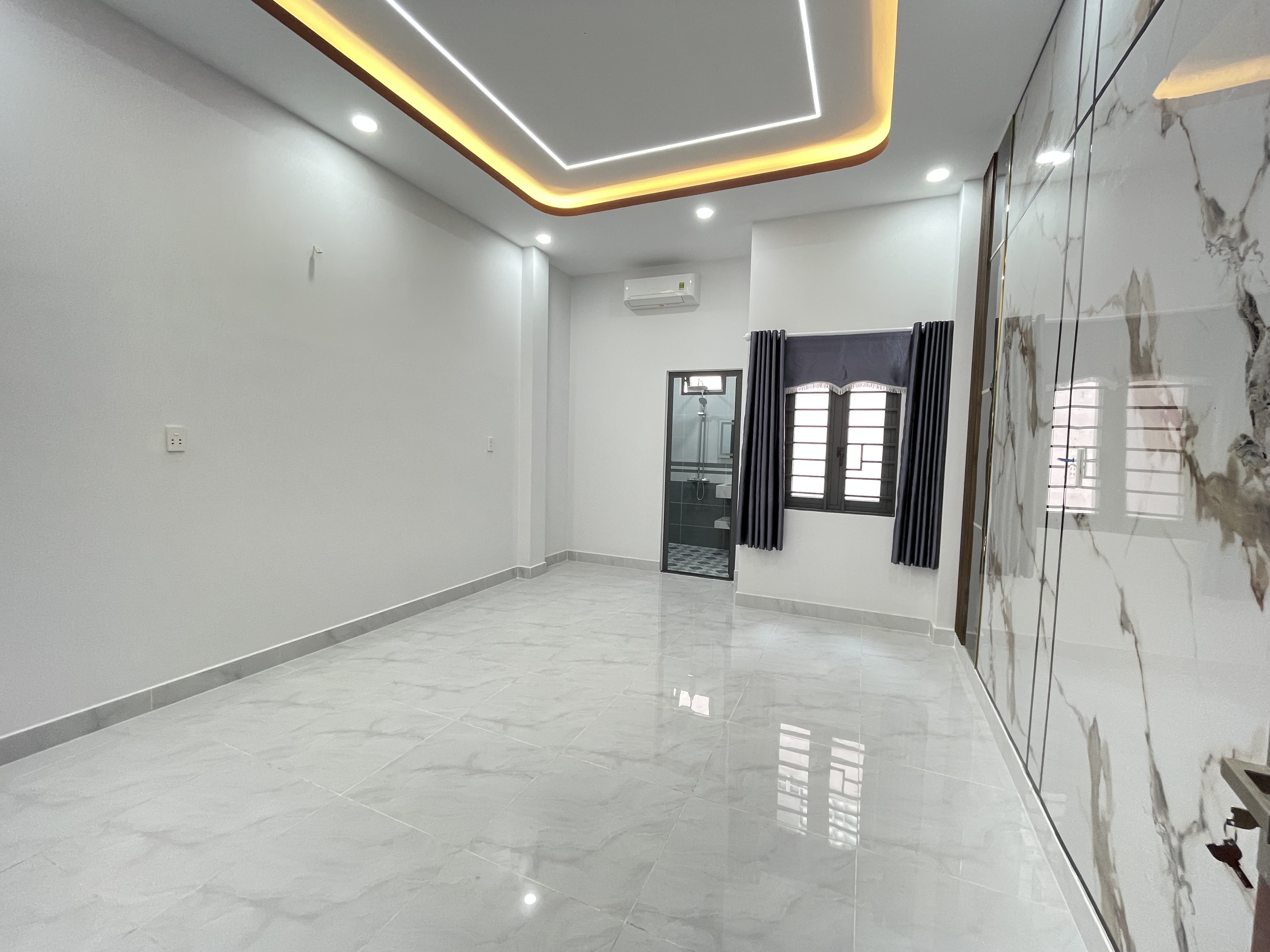 Chủ bán nhà 5 tầng  mặt tiền nhựa 4 x 25,  Đông Thạnh 4, Hóc Môn , 