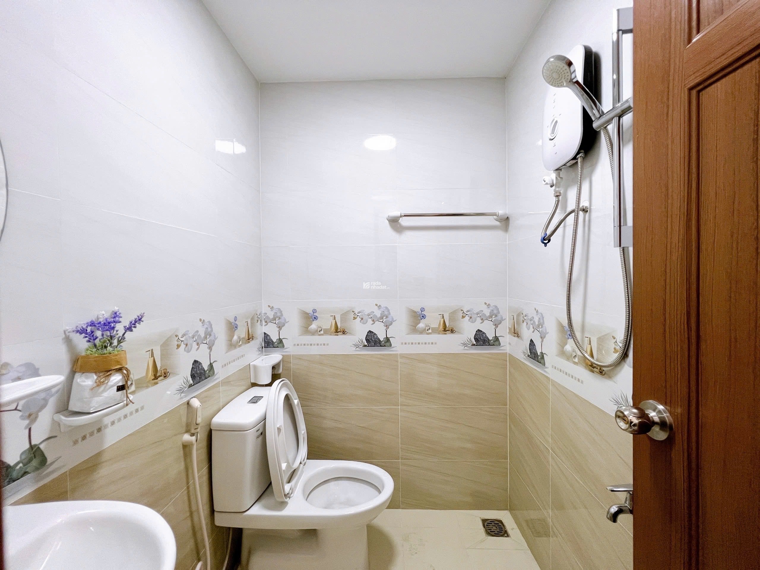 Căn Hộ Duplex Cửa Sổ Lớn Full Nội Thất Gần ĐH UEH Quận 10