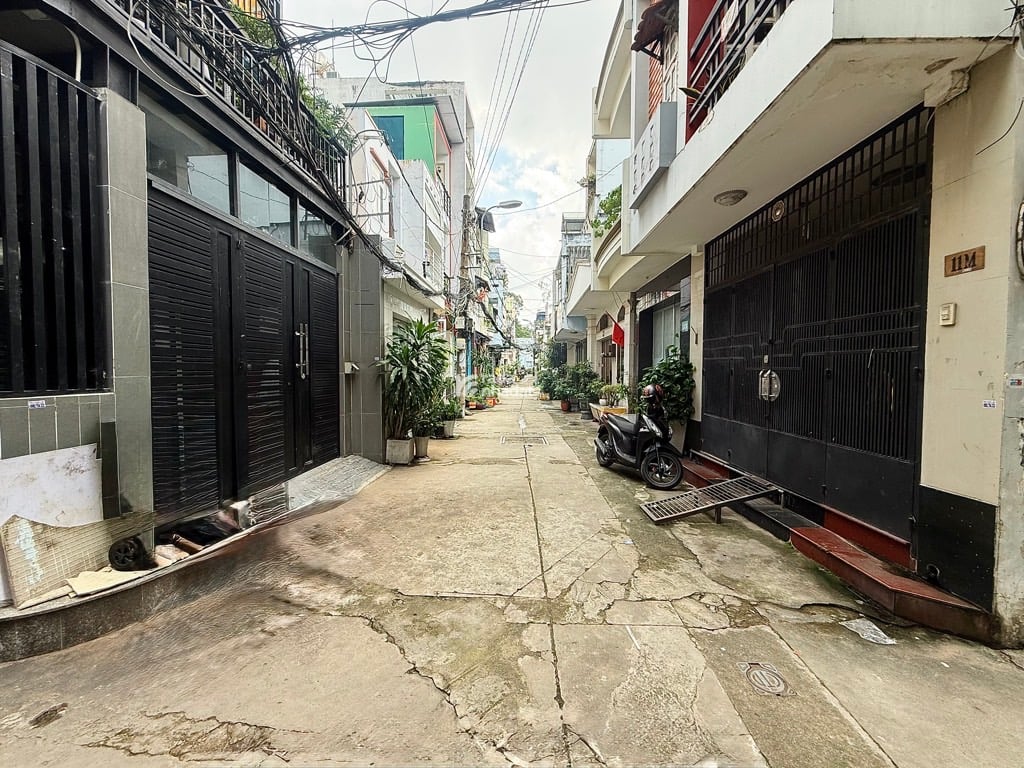 CHDV PHAN ĐĂNG LƯU - HXH - 70M(4.3x16) 6 TẦNG 14 PHÒNG FULL NỘI THẤT - THANG MÁY - THUÊ 60-85Tr/TH