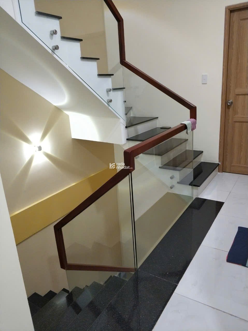 Bán hẻm VIIPP Tô hiến thành-4.2x20m-trệt3lst-giá 18.5 tỷ TL