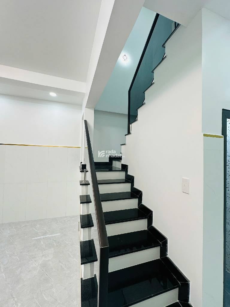 KHU HIẾM NHÀ BÁN, BẠCH ĐẰNG, BÌNH THẠNH, 31M2 Ở NGAY. GIẢM 650TR CHỈ CÒN 4.8T TL 