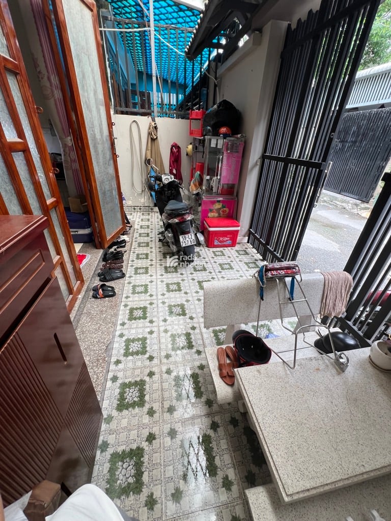 NHÀ TRỆT LẦU MÁI THÁI HẺM XE HƠI GẦN CHỢ TĂNG NHƠN PHÚ B Q9 -81m2 CHỈ 6,XTỶ TLCC