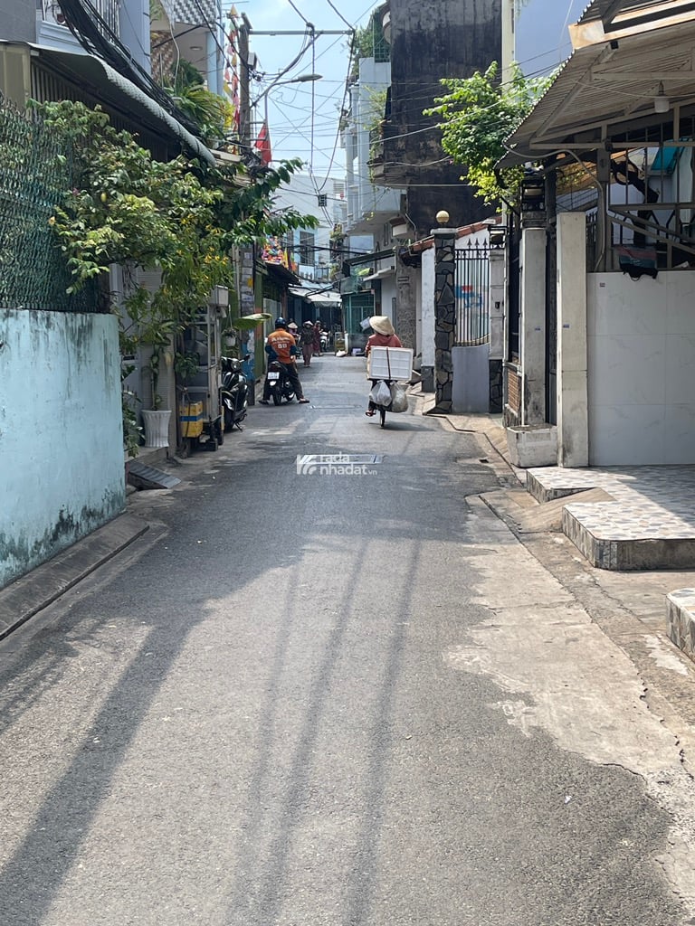 BÁN NHÀ HXH - LÔ GÓC THÔNG THOÁNG- NHÀ MỚI ĐẸP - ĐƯỜNG NGUYỄN SỸ SÁCH