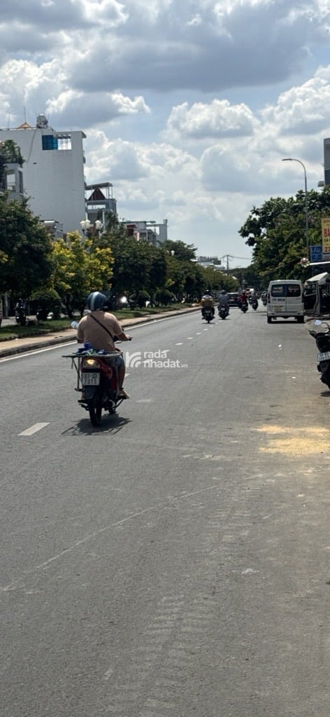 BÁN NHÀ MẶT TIỀN LÊ THÚC HOẠCH TÂN PHÚ 92M2 12.X TỶ KINH DOANH ĐA NGÀNH NGHỀ