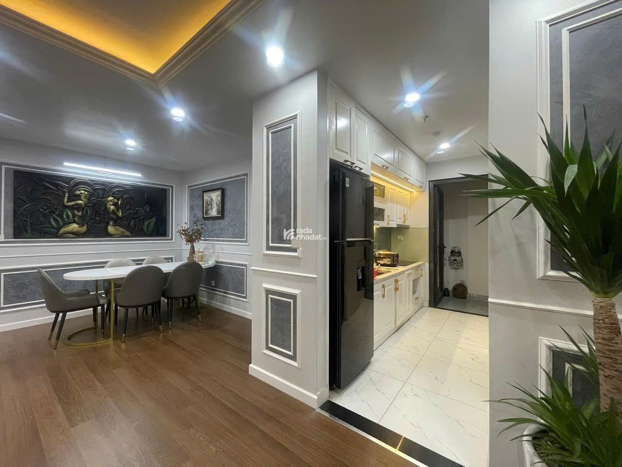 Bán căn hộ 2PN và 2 ban công tại 360 Giải Phóng nội thất full giá rẻ, LH: 0902 030 ***