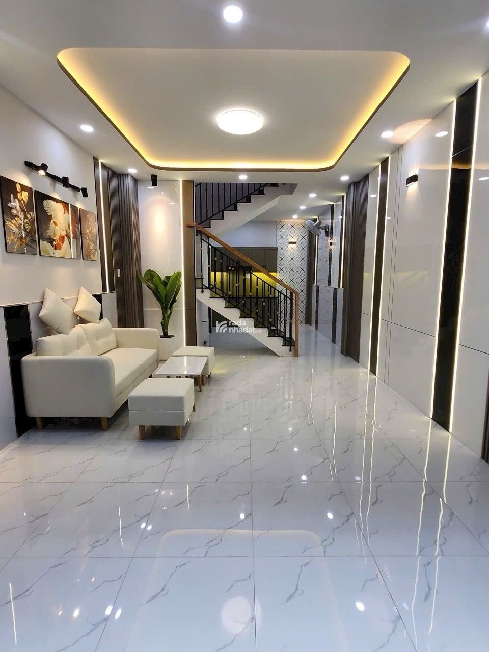 Nhà siêu đẹp hẻm Vườn Lài, 40m2, 2 tầng, full nội thất, chỉ 5.65 tỷ TL