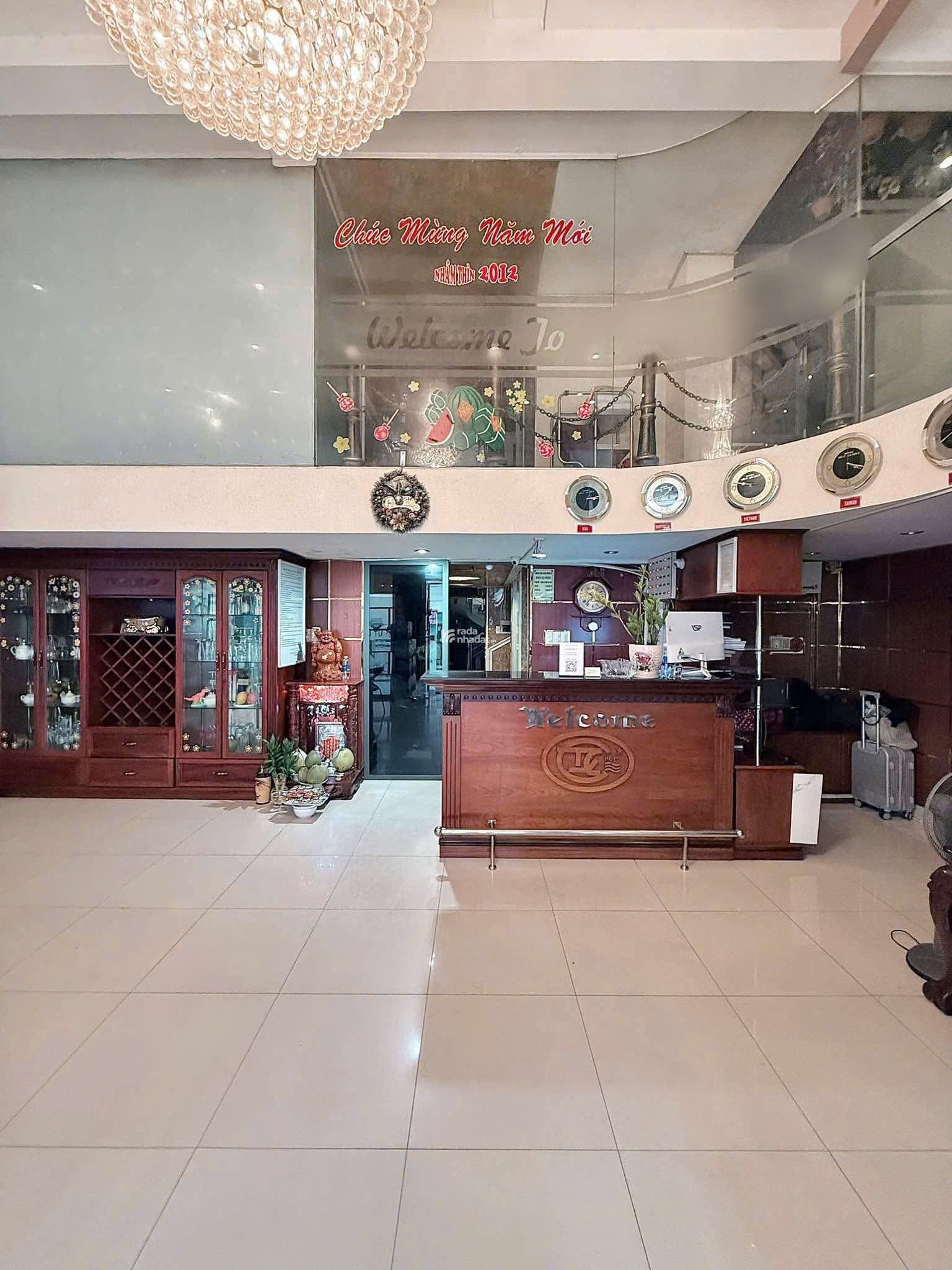 Bán gấp Mặt tiền kinh doanh Nguyễn Tri Phương quận 10 (DT 11x16m) 3 tầng