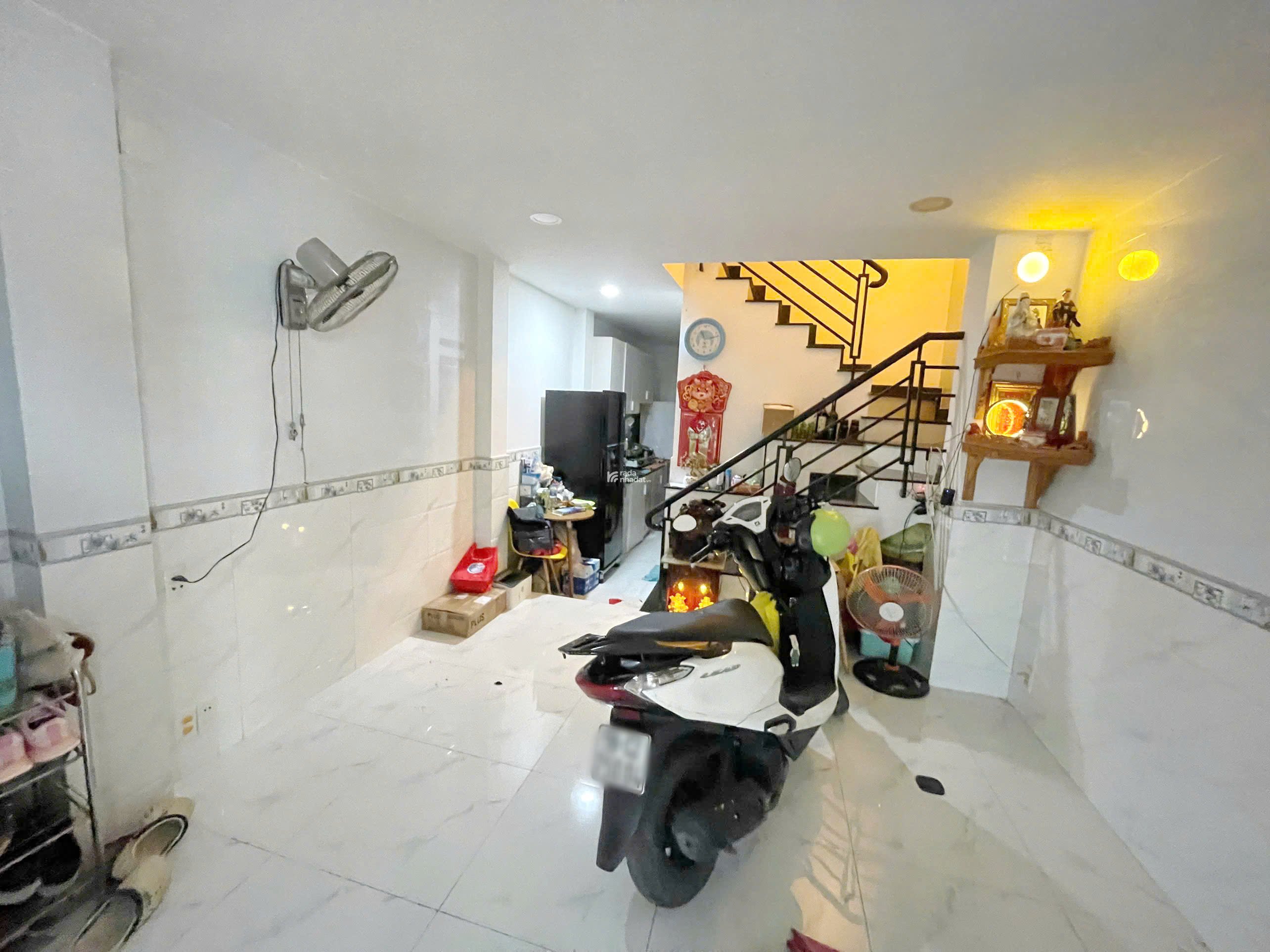 Bán nhà hẻm Q7, 1 trệt 1 lửng 2 lầu, 5,2 tỷ, 66m2.