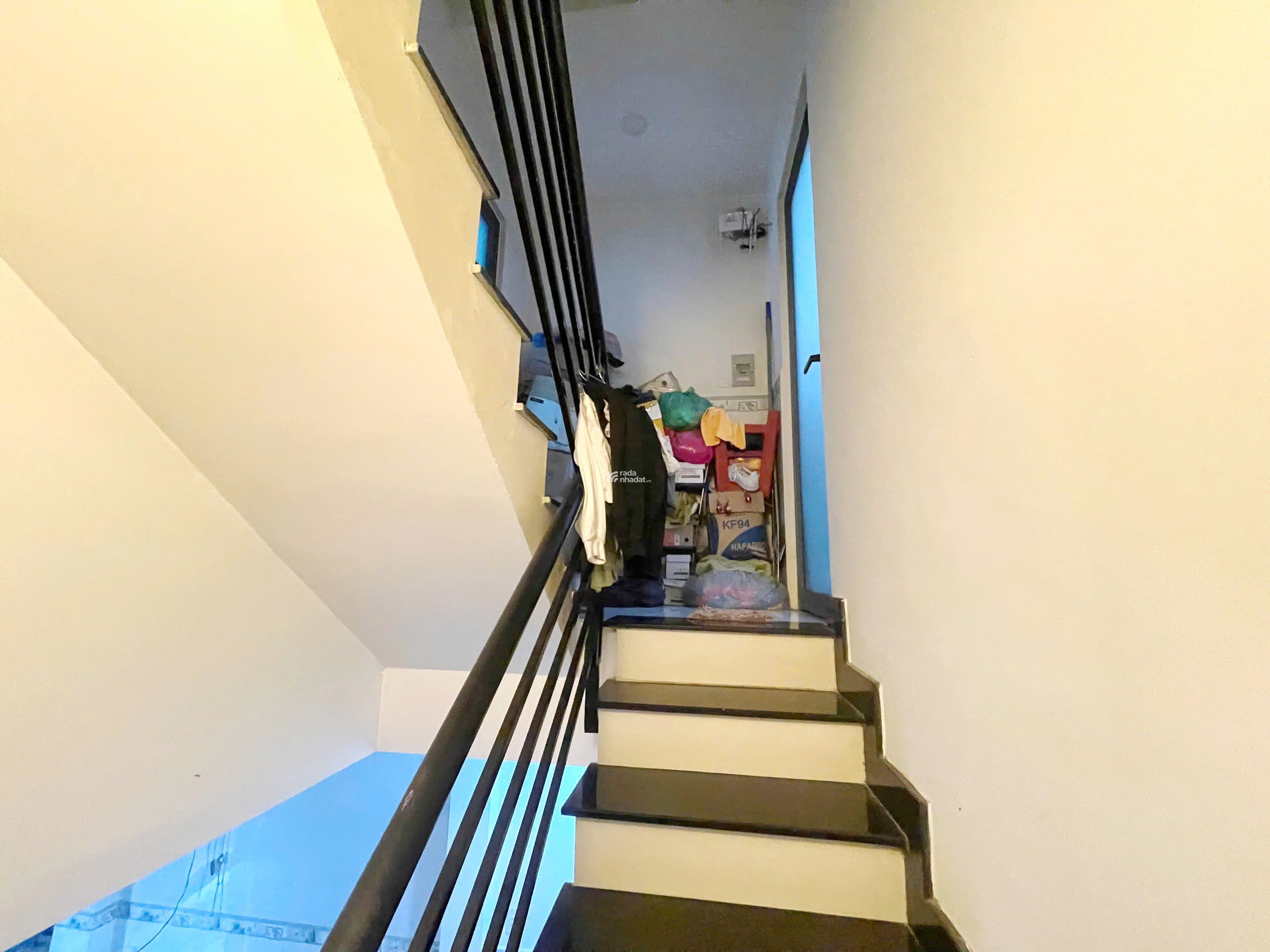 Bán nhà hẻm Q7, 1 trệt 1 lửng 2 lầu, 5,2 tỷ, 66m2.